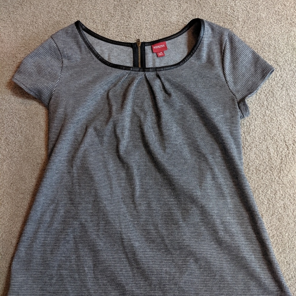 Houndstooth black and white t-shirt